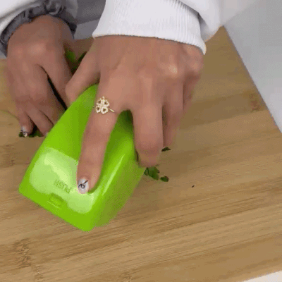 Vegetable Roller Cutter